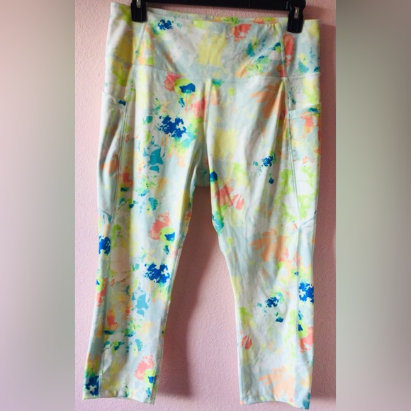 Avia Pants - Avia Capri length athletic leggings size XL